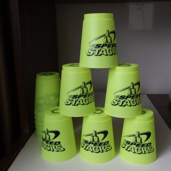 12 WSSA Speed Stacks cups, neon yellow (#EV1985) - Picture 1 of 4